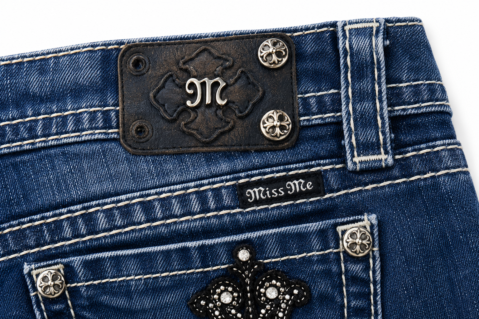 Ladies Miss Me Size 33 Bermuda Shorts
